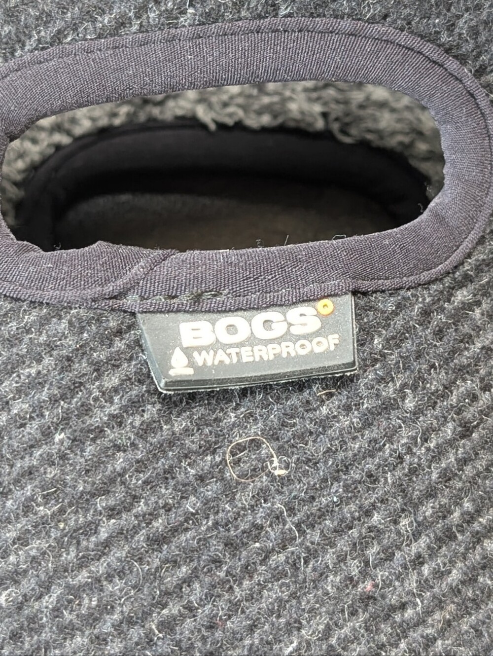 Bogs Women's Black Wool-Blend Waterproof Mid Calf Boots size 9*/9.5 - Picture 9 of 14